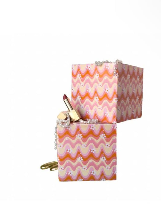 6x6x6 Retro Wavy Box