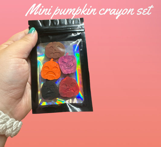 Mini Jack O’ Lantern Crayon Set