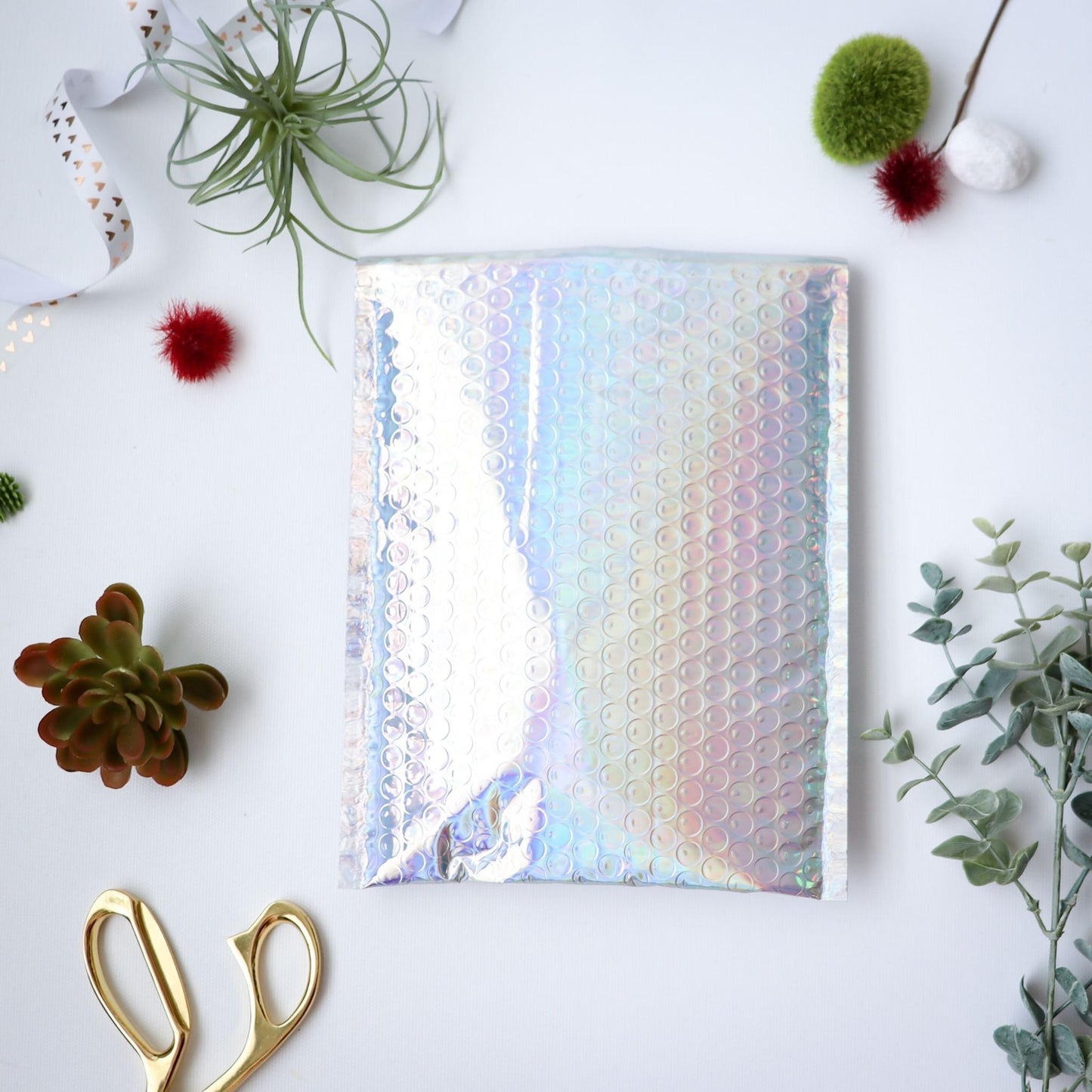6.5x10 Holographic Bubble Mailer